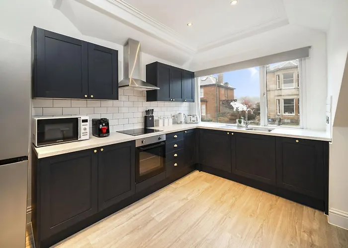 Cross Road Apartment